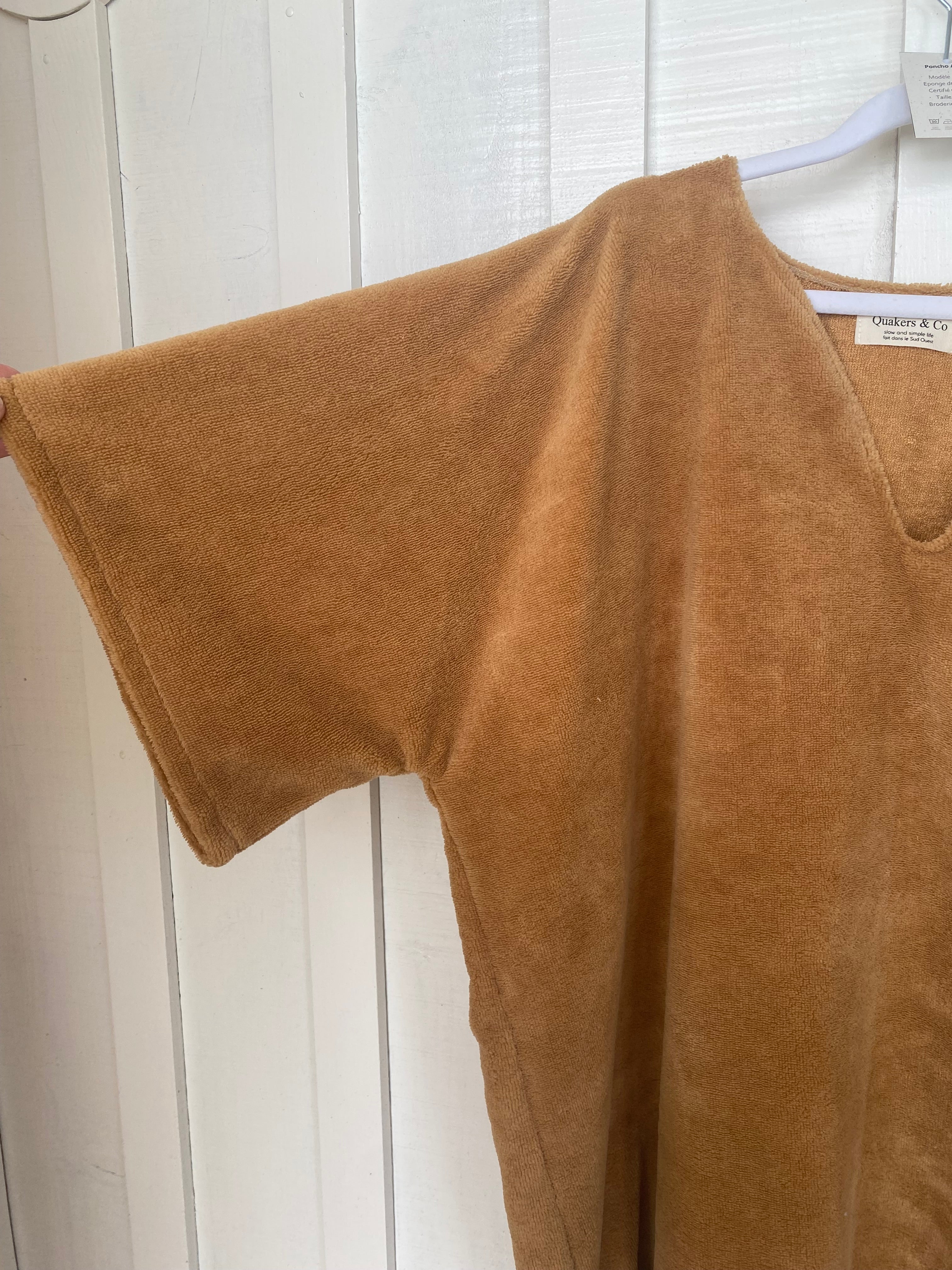 ALMA - Poncho en éponge rose/rouge - sortie de bain, plage, piscine (Copie)