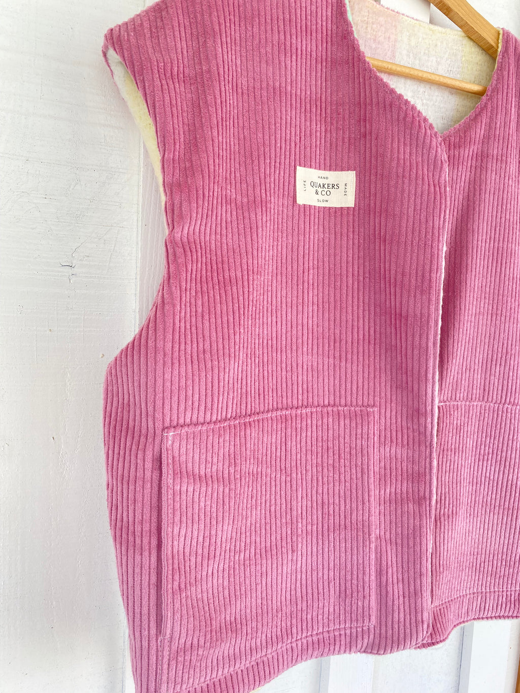 Gilet Suzanne - velours rose et carreaux