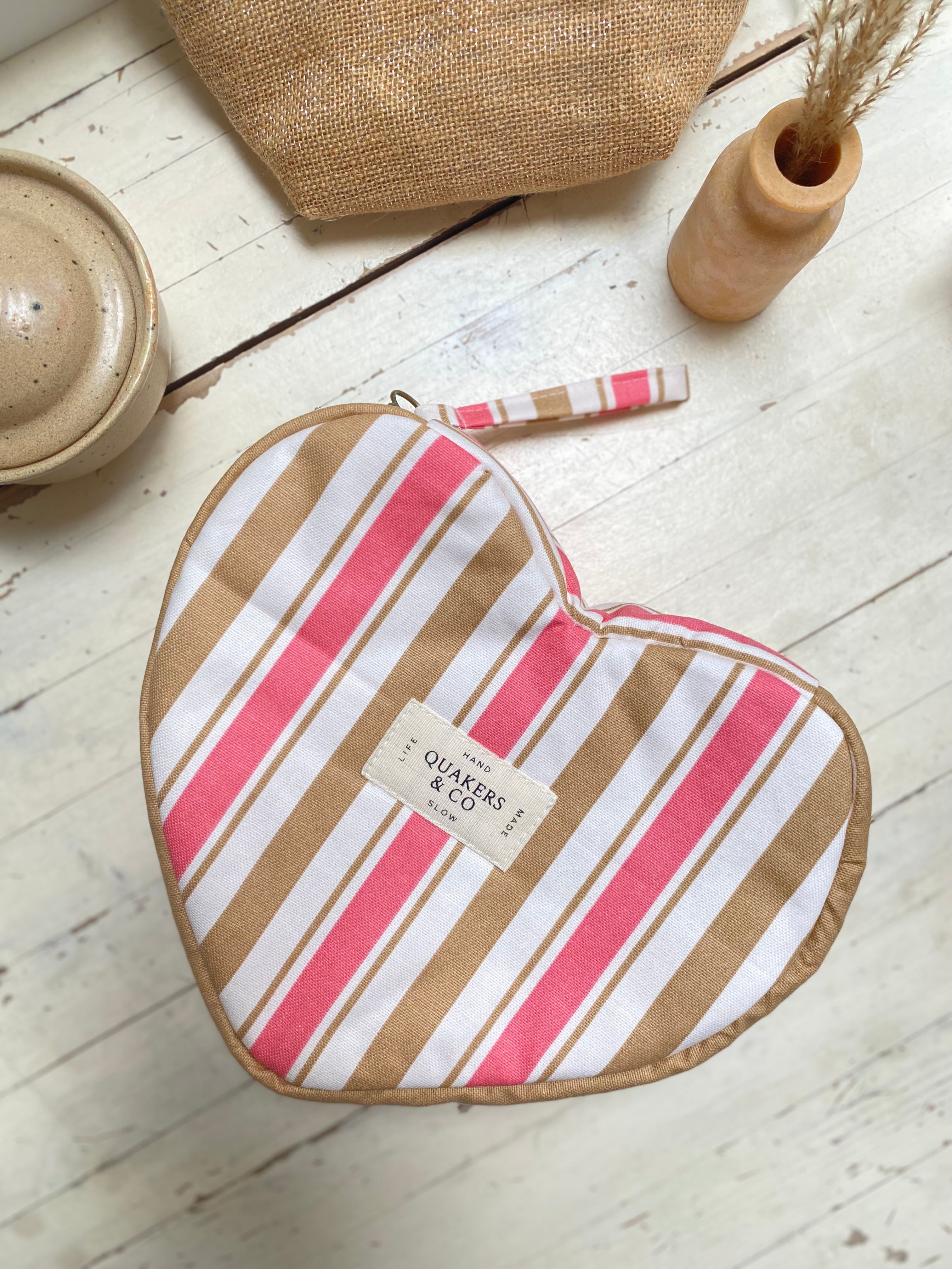 Trousse coeur - Broderie signature artisanale - Rayures rose/camel