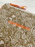 Pochette brodée SISTERHOOD - Bandana kaki & volants orange