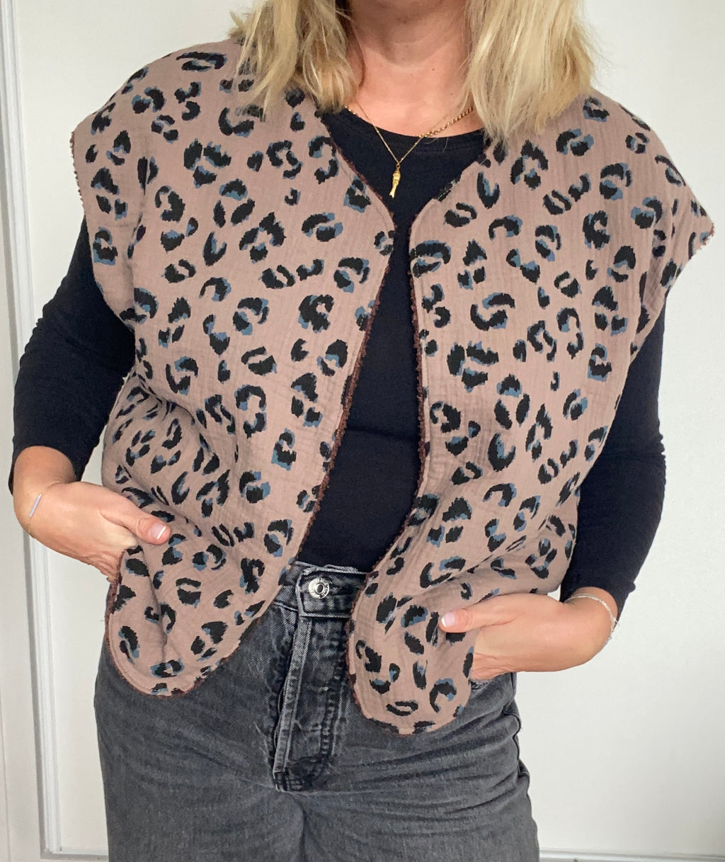 Gilet Suzanne - bouclette marron et gaze de coton léopard