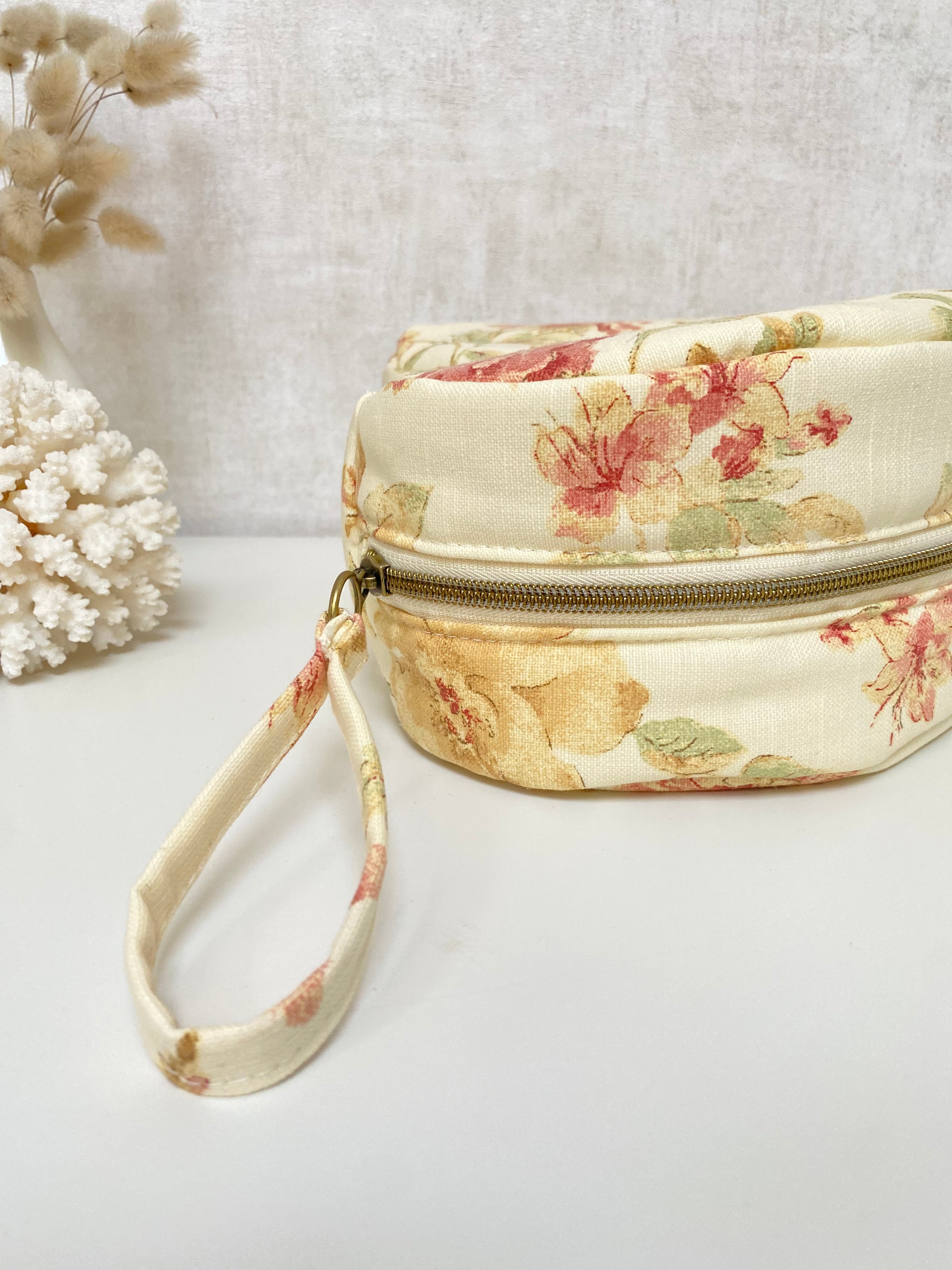 Trousse cœur – Broderie signature artisanale - Flower