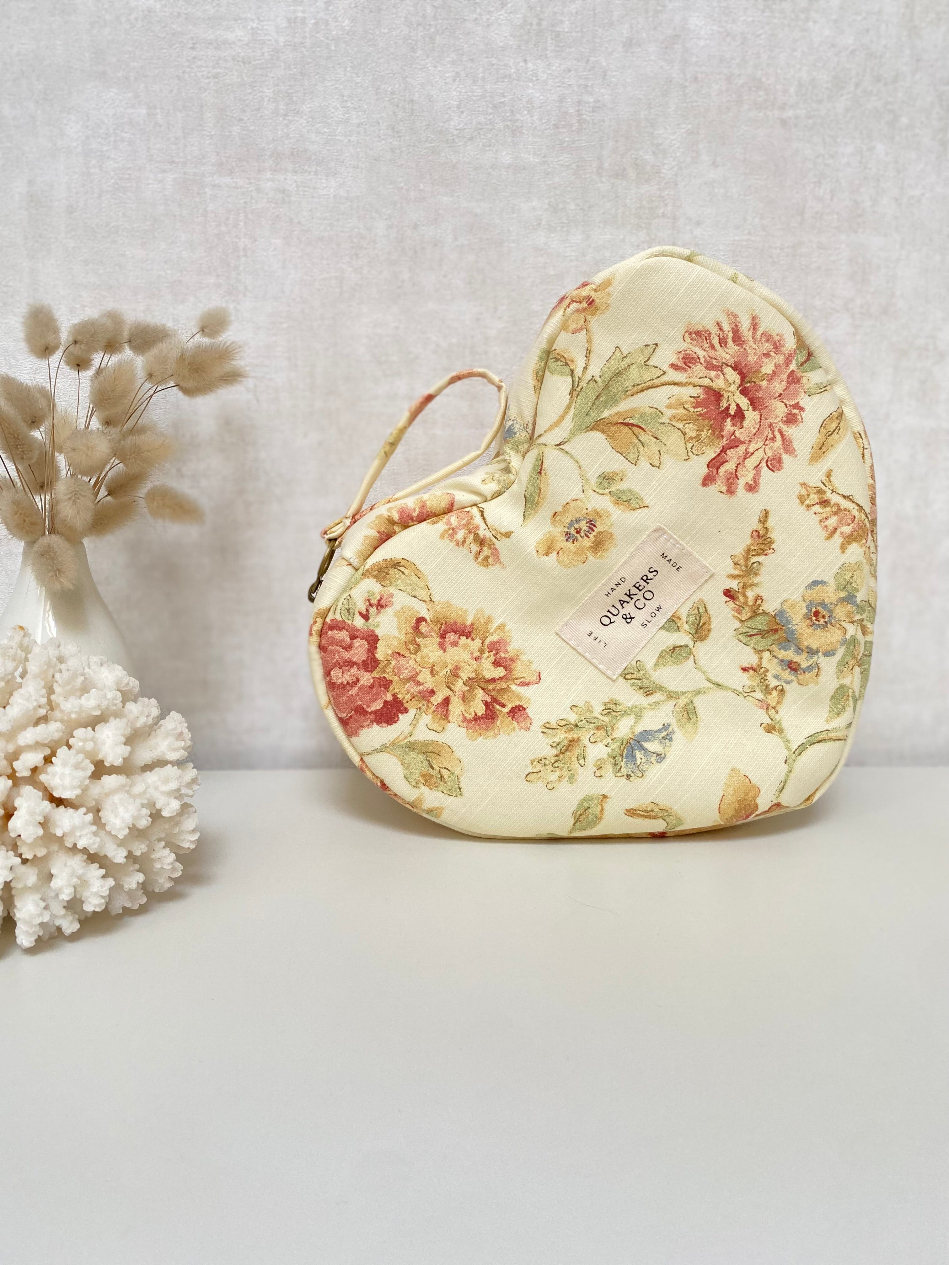 Trousse cœur – Broderie signature artisanale - Flower